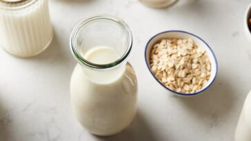 Does oat milk cause gas and bloating?