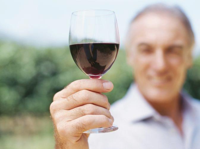 Does red wine raise blood sugar?