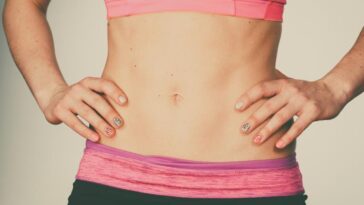 How can you get a flat stomach on a treadmill?