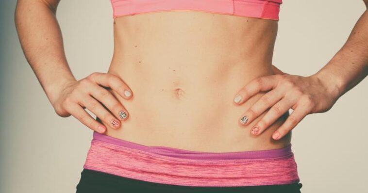 How can you get a flat stomach on a treadmill?