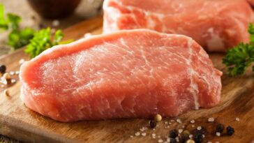 How can you tell when an onion goes bad?