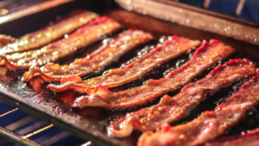 How do chefs cook bacon?