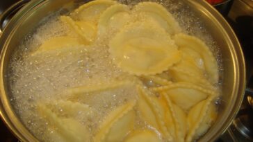 How do you cook ravioli?