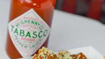 How do you cut the sweetness in hot sauce?