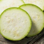 How do you eat green squash?