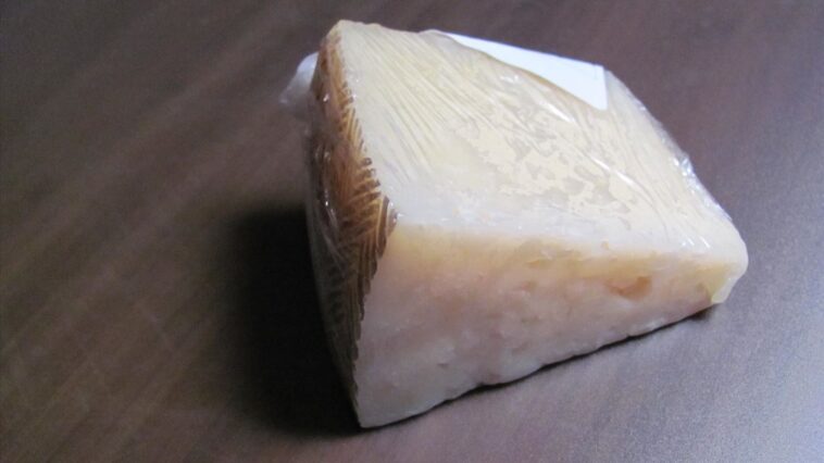 How do you keep cheese from molding in the fridge?