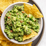 How do you pick avocados for guacamole?