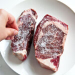 How do you pre salt a steak?