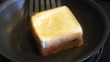 How do you really flip a grilled cheese?