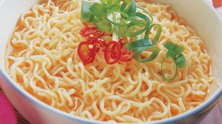 How do you reduce sodium in instant noodles?