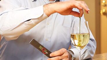 How do you remove sulfites from wine?