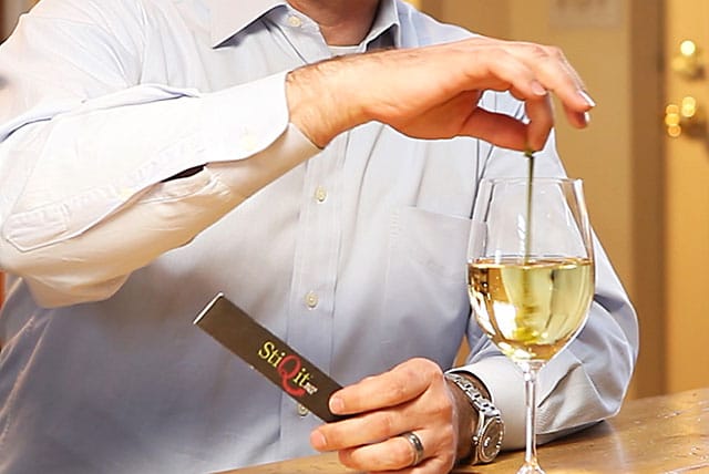 How do you remove sulfites from wine?