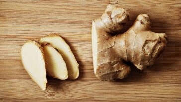 How do you store minced ginger?