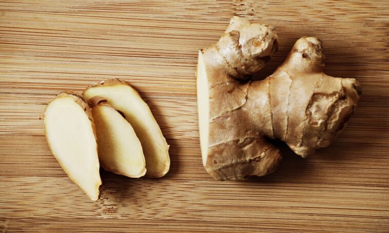 How do you store minced ginger?
