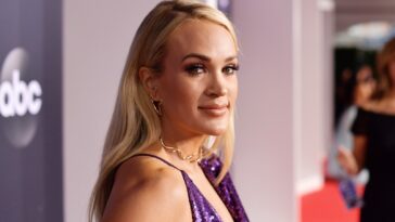 How does Carrie Underwood stay so skinny?