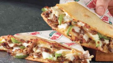 How does Papa John's make their papadias?