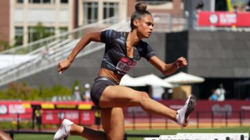 How fast is Sydney McLaughlin?
