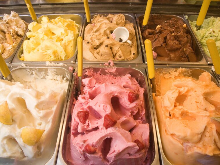 How is gelato made in Italy?