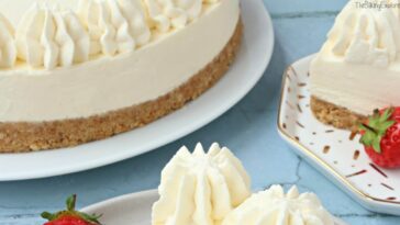 How long is cheesecake good in the fridge?