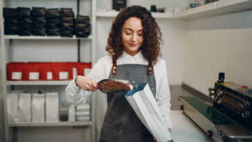 How long will vacuum packed crackers last?