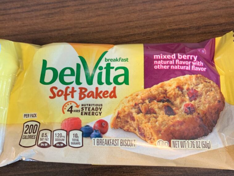 How many calories are in 4 belVita breakfast biscuits?