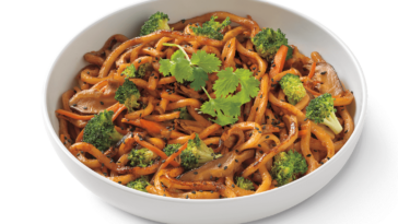 How many calories are in Japanese Pan noodles?