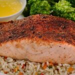 How many calories are in a 7 ounce Longhorn salmon?