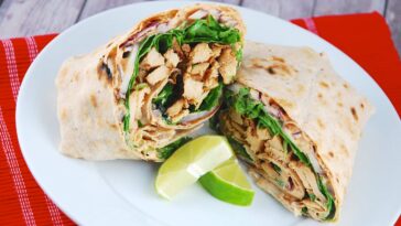 How many calories are in a Chipotle chicken wrap?