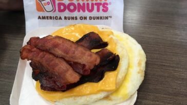 How many calories are in a Dunkin Donuts Big N toasted?