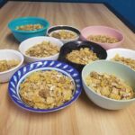 How many calories are in a bowl of oats with Milk?