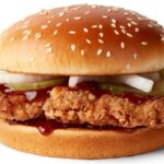 How many calories are in a double chicken sandwich from Costco?