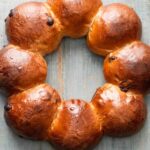 How many calories are in brioche buns?