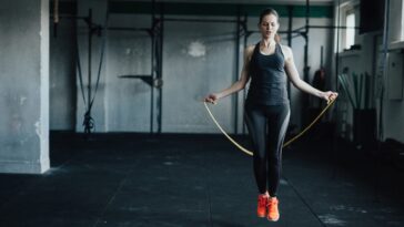 How many calories do you burn hula hooping for 5 minutes?