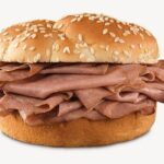 How many calories in Arby's roast beef no bun?