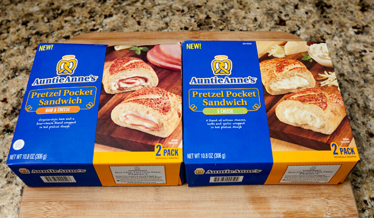 How many calories in Auntie Anne's Cinnamon Bites?