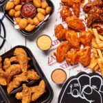 How many calories in Zaxby's bone in wings?