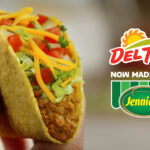 How many calories in a Del Taco hard taco?