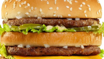 How many calories in a McDonald's Daily Double sandwich?