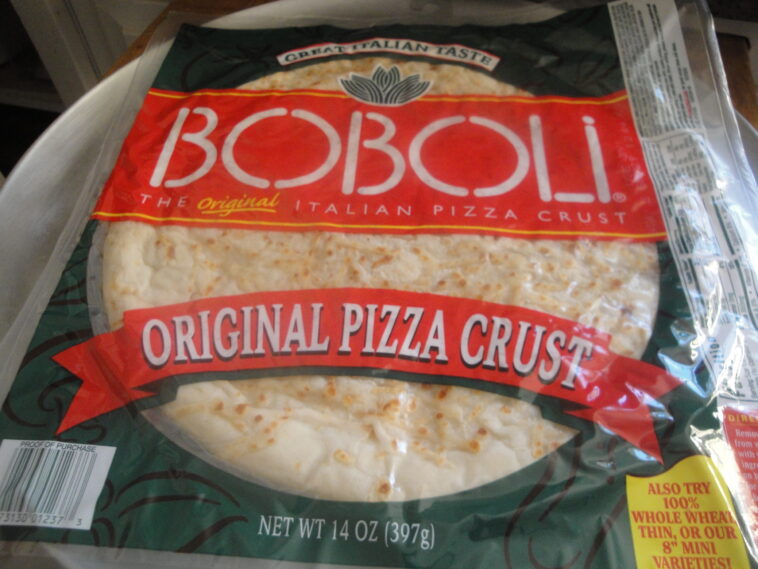 How many calories in store bought pizza dough?