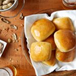 How many calories is a Texas Roadhouse roll?