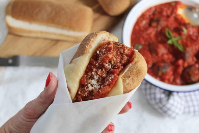 How many calories is a meatball sub from Subway?