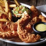How many calories is the chicken tender platter Applebees?