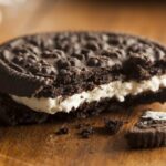 How many calories would one cookie contain Oreo?