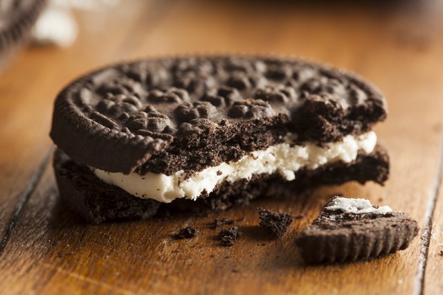 How many calories would one cookie contain Oreo?