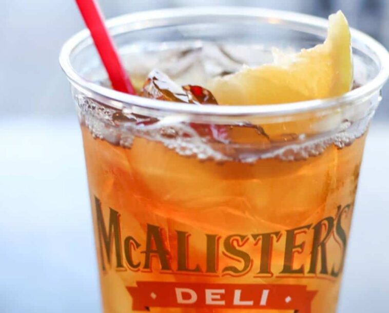How many carbs are in McAlister's tea?