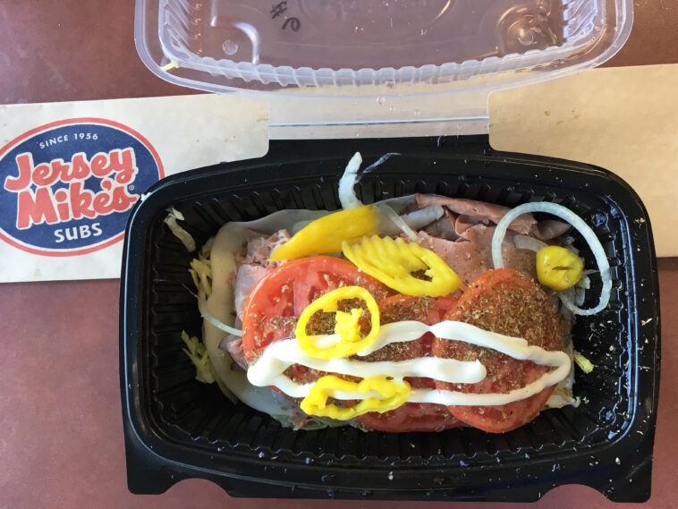 How many carbs are in a Jersey Mike's sub Tub?