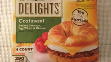 How many carbs are in a Jimmy Dean breakfast sandwich?