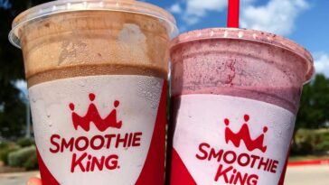 How many carbs are in a keto smoothie from Smoothie King?