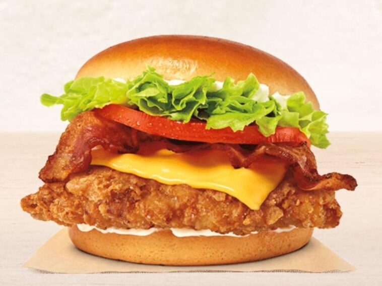 How many carbs are in a spicy CH King chicken sandwich?