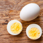 How many grams is 5 eggs?